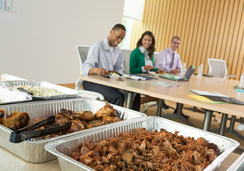 Corporate Catering Company Brooklyn OH - Famous Dave's - catering-callout-corporate-catering